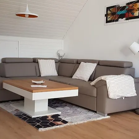 Drosselnest Moderne Design-wohnung Alles Neu!